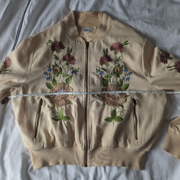 Floral Bomber Glamorous - Picture 4 of 5